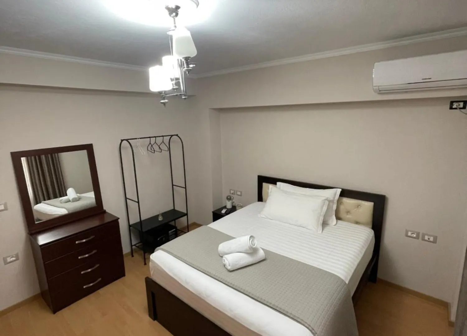 Andi'S Apartment 3 Gjirokaster Albania
