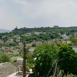 Bazzar Gjirokastër